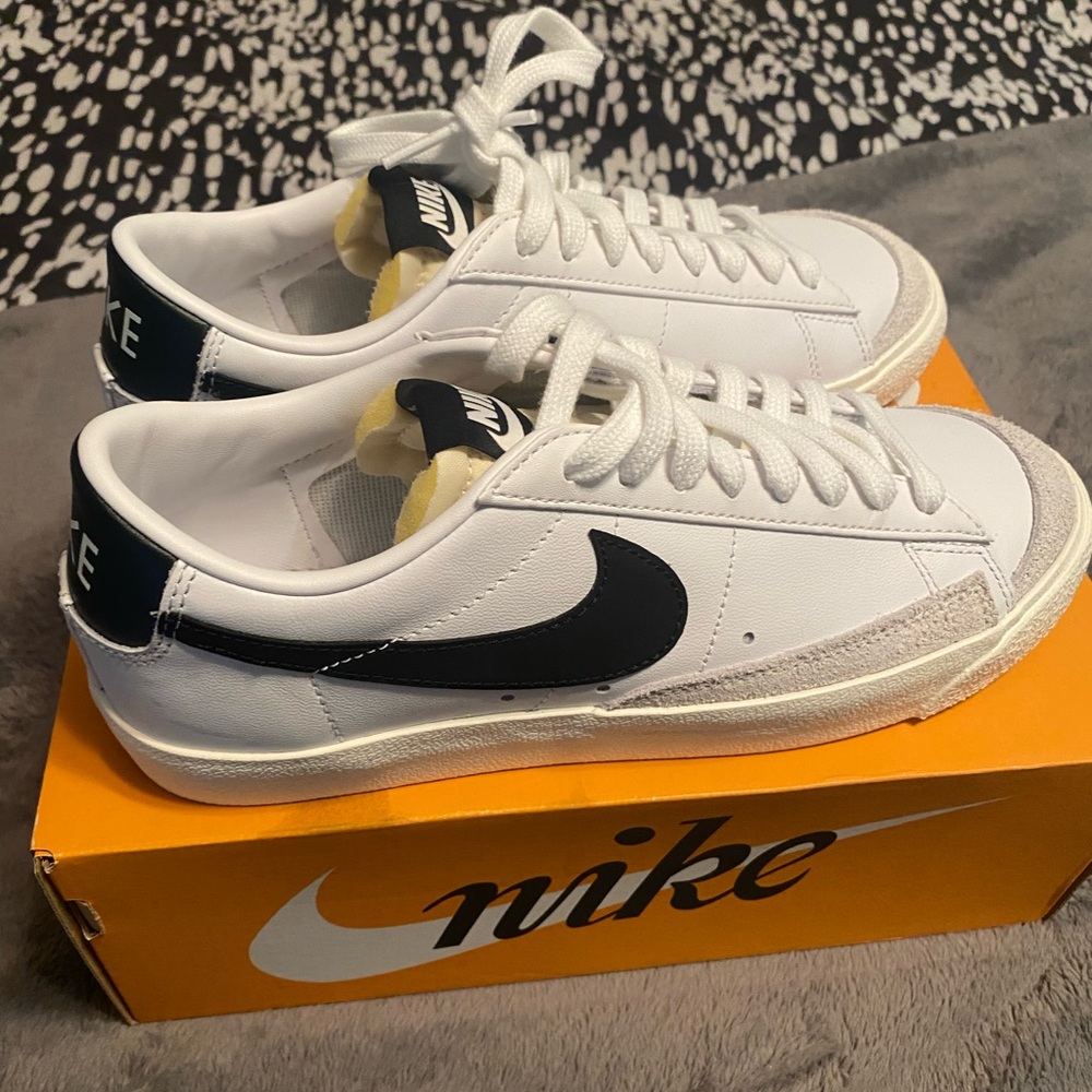 Nike Blazer Low '77